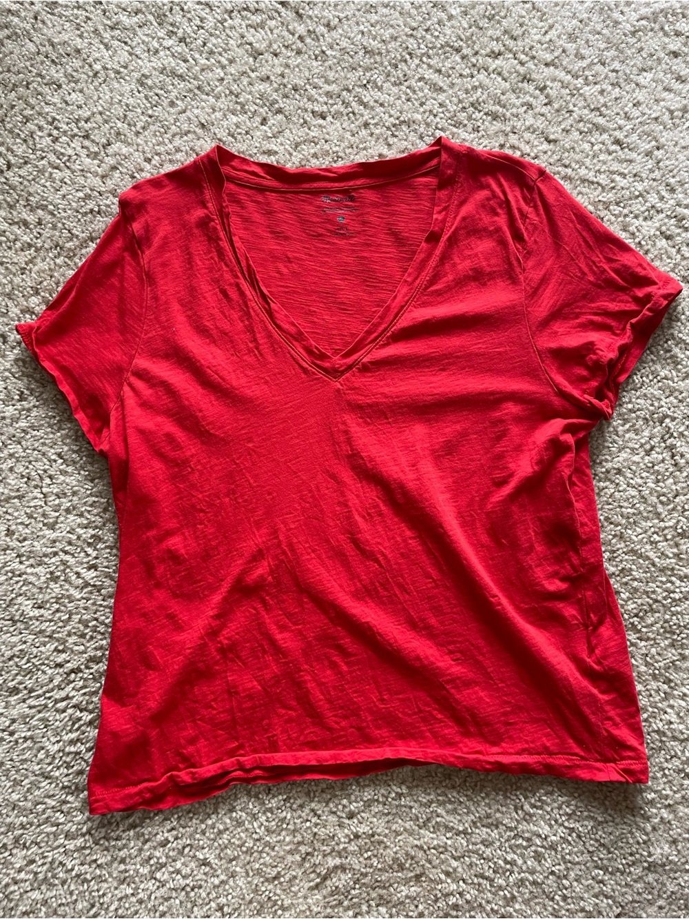 Madewell Red V-Neck Short Sleeve Tee